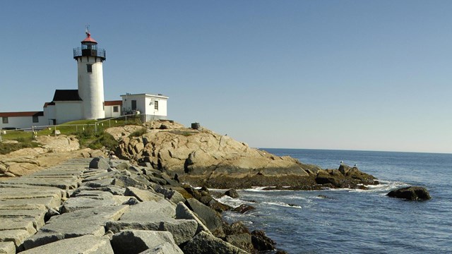 Eastern Point Light Station, Photo by Jeremy D'Entremont, www.lighthouse.cc