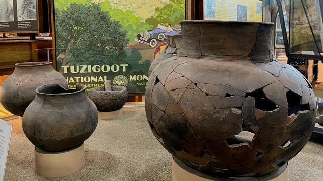 Sinagua pot