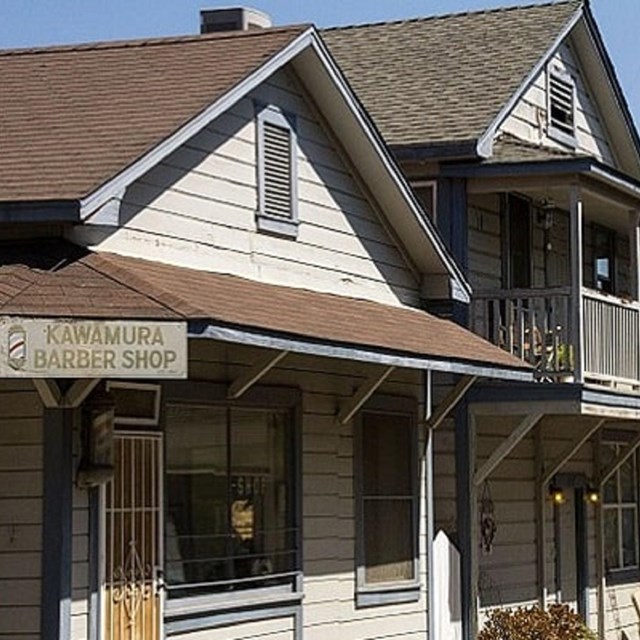 Buildings in Walnut Grove Japanese-American Historic District. Photo by Nicolasam, CC BY-SA 3.0 