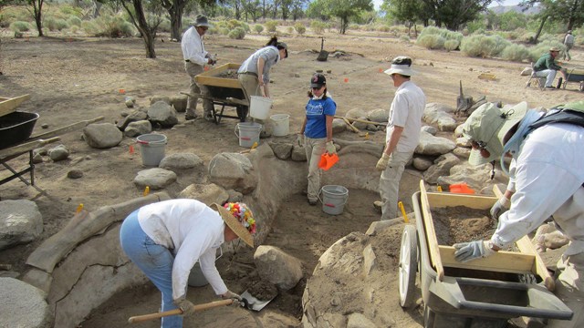 Excavating the rock gardens at Manzanar. Jeff Burton/NPS photo.