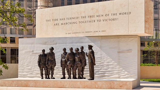 Statues at the Dwight D. Eisenhower Memorial