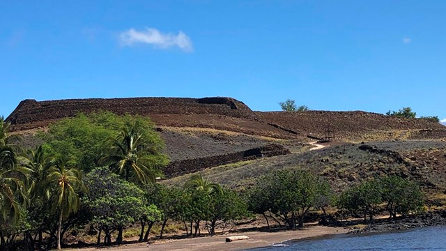 Pu'ukohola Heiau, Mailekini Heiau, and Pelekane Bay