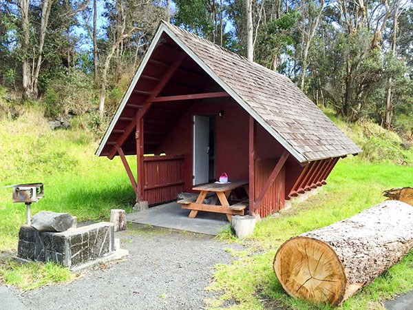 Nāmakanipaio Cabin