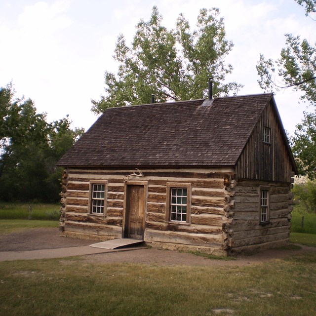 Maltese Cabin