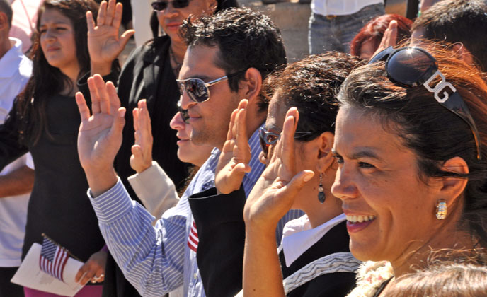 New U.S. citizens make their pledge at Grand Canyon National Park