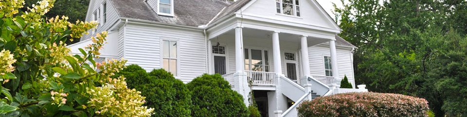 Carl Sandburg Home Spring