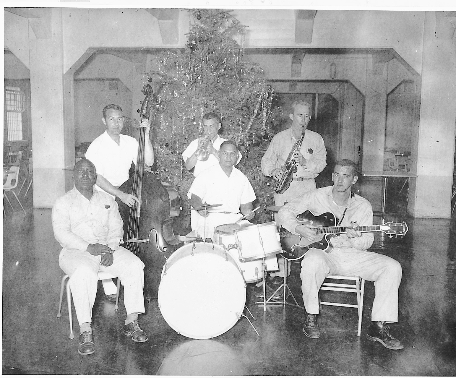 Alcatraz inmate band playing during Christmas dinner.
