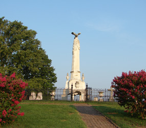 cemetery-with-crepe-myrtles