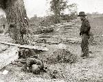 Federal buried, Confederate unburied