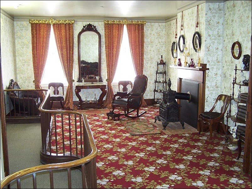 Photo of modern, restored formal parlor within the Lincoln Home with furniture. (Courtesy Lincoln Home National Historic)