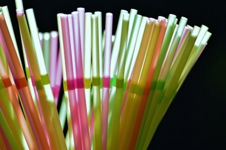 handful of multi-colored straws