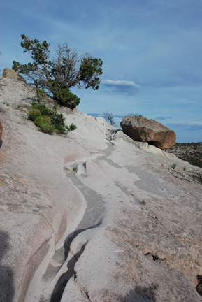 tsankawi trail 