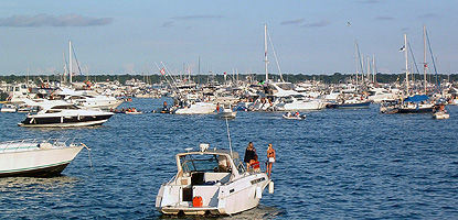 Thousands of boats off Elliott Key on Columbus Day 2003