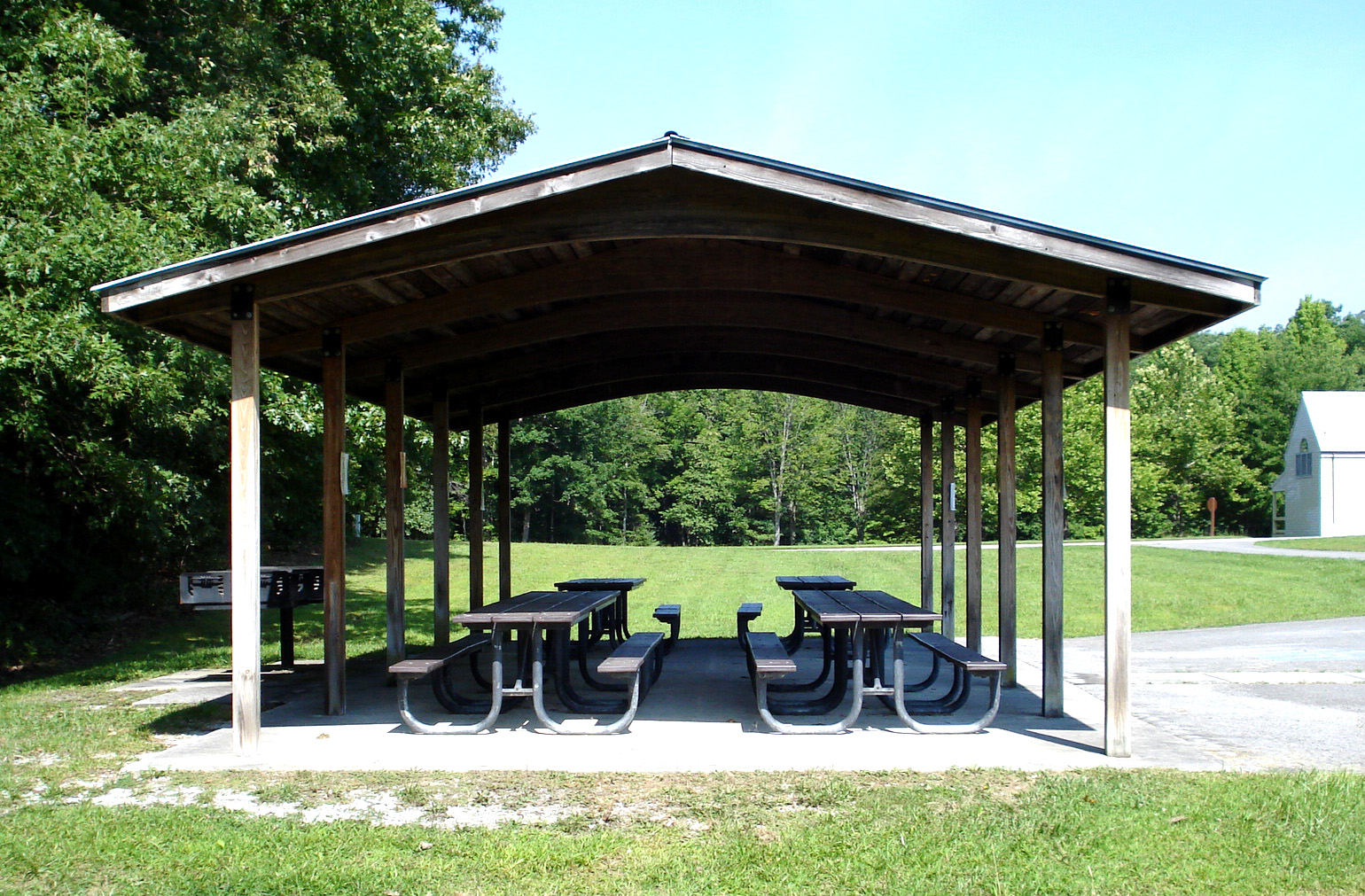 Depols: Sheltered picnic table plans