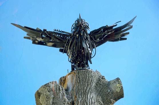 metal sculpture by Stephen Thomas