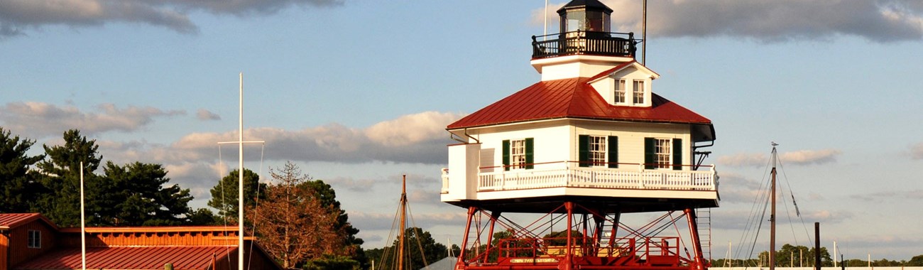 An hexagonal-shaped lighthouse