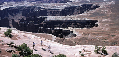photo: Hikers on the Grand View Point Trail
