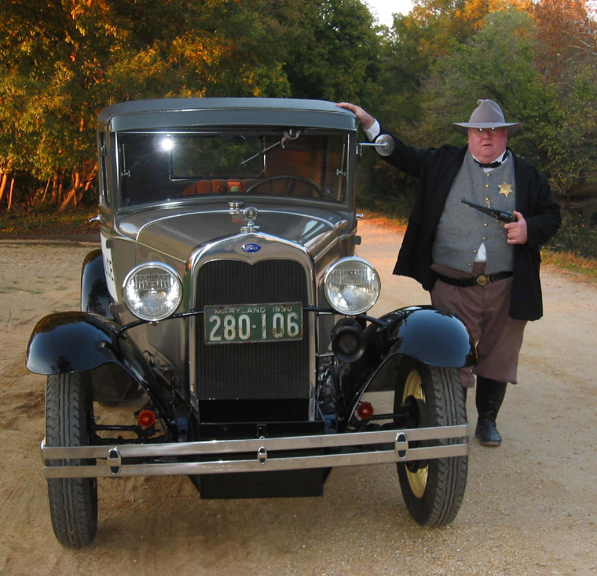 Photo Volunteer Gatewood Taylor as a prohibition-era sheriff.