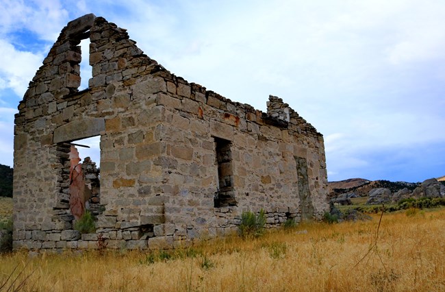 Tracy House Ruins in City of Rocks