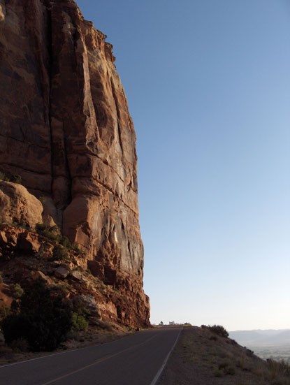 Cliff above Rim Rock Drive