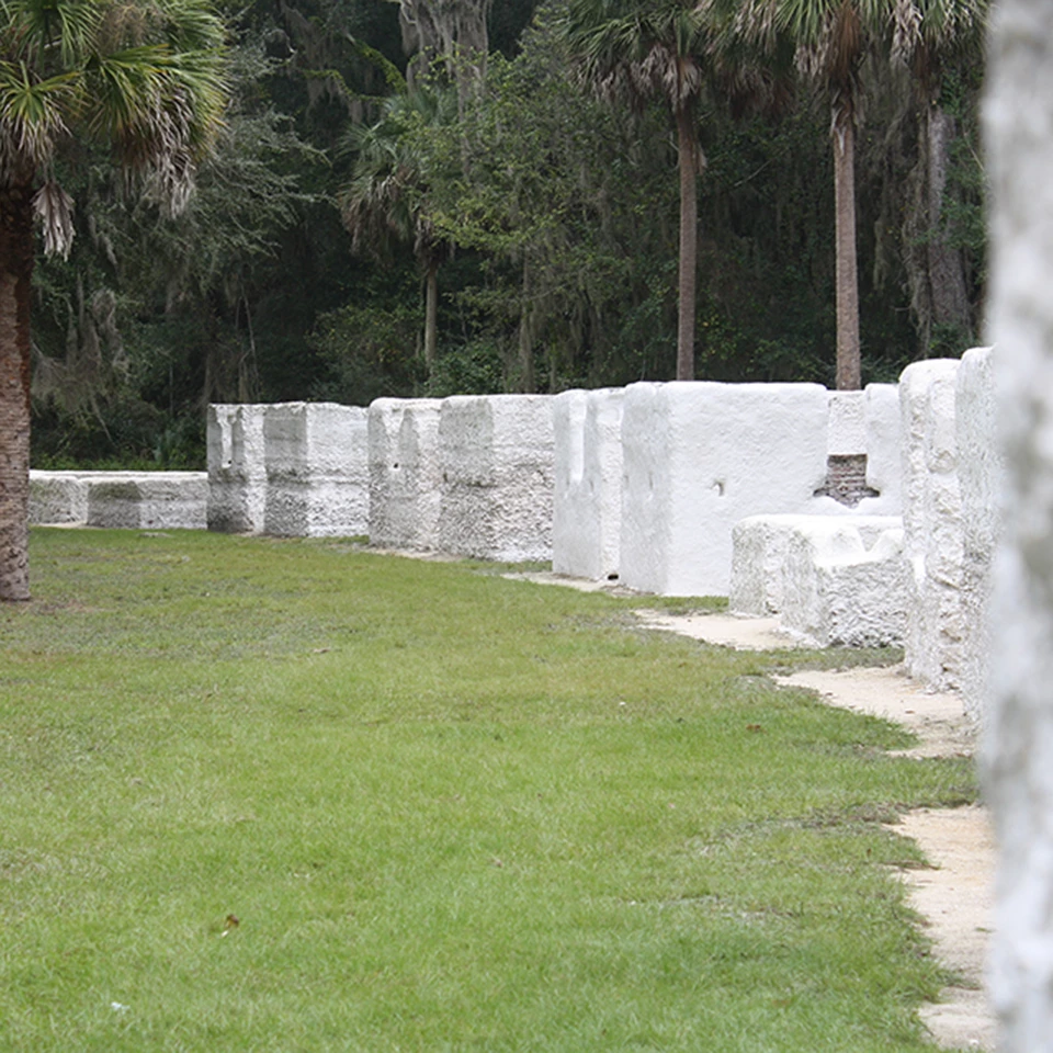 historic photo of tabby slave cabins