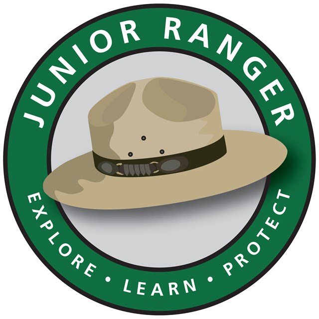 Illustration of tan ranger hat with green circle and text Junior Ranger, Explore, Learn, Protect