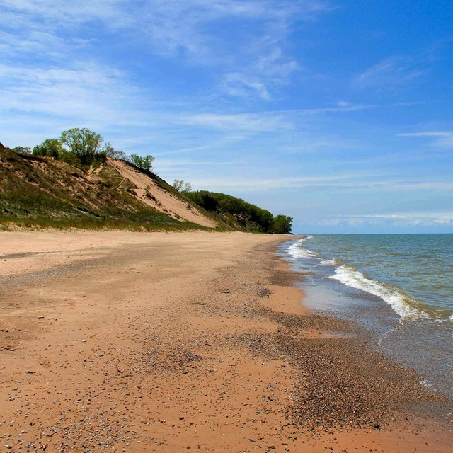 Central beach scene from Indiana Sand Dunes National Park.