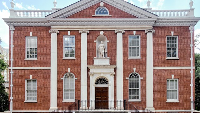 exterior of the american philosophical society library