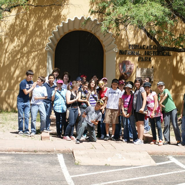 group photo in front of visitor center