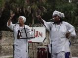 Olurun perform African music and storytelling