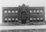 Image of Washington School in Topeka, Kansas in 1910.