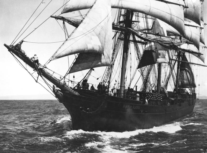 Star of Alaska (BALCLUTHA) under sail