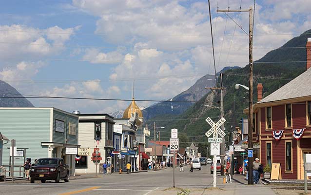 Street view of Skagway Historic District