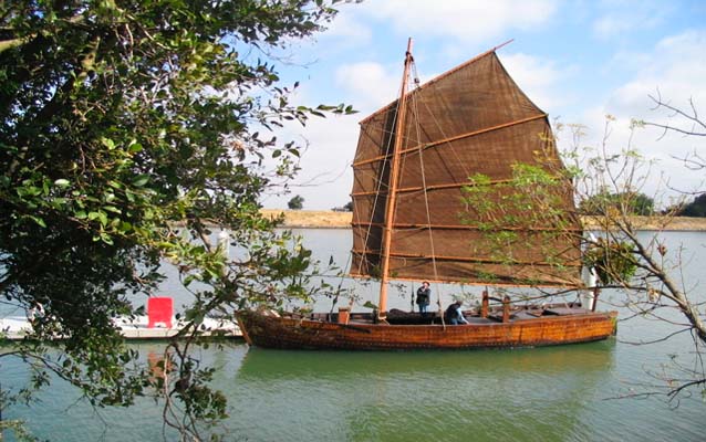 Replica San Francisco Shrimp Junk Boat