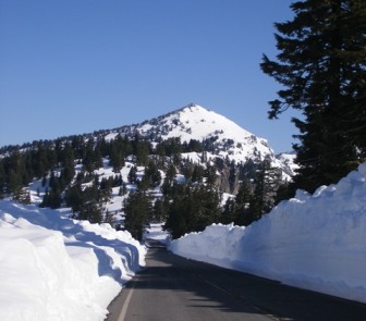 View of the Watchman peak from West Rim Drive.