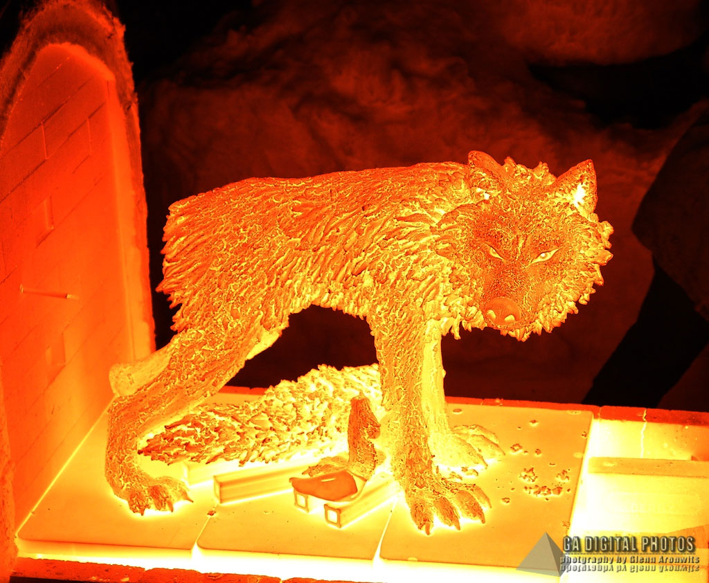 The Toklat Wolf in the firing kiln. The Toklat Wolf in the firing kiln.