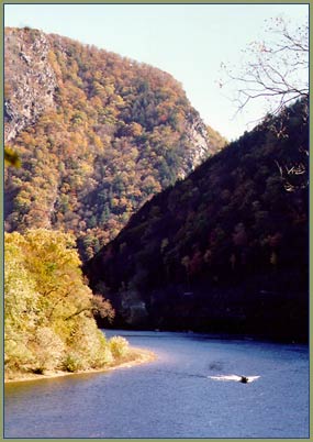 Boating through the Water Gap Boating through the Water Gap