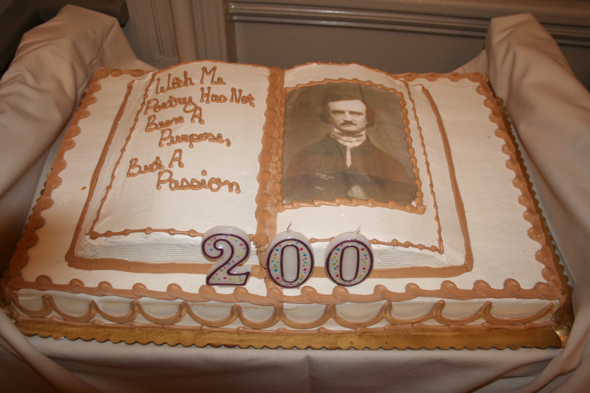 Photo of Poe 200th birthday cake