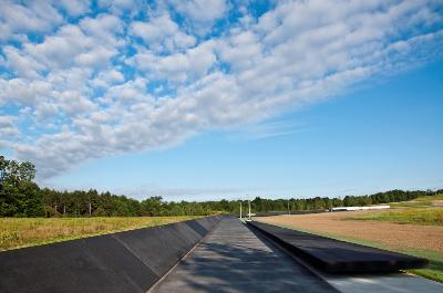 Memorial Plaza wall and walkway