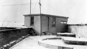 Mine Commander's Station (Signal Corps photo)