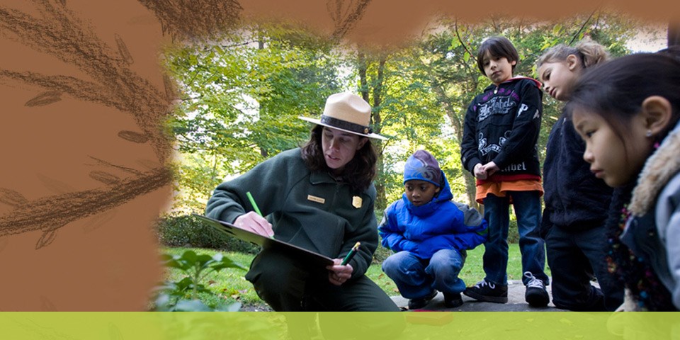 Park Ranger demonstrating drawing plantings as part of a Good Neighbors Onsite Activity