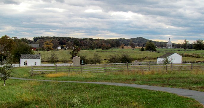 Gettysburg battlefield, buildings, and monuments.