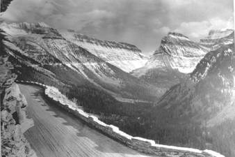 historic image of unpaved going-to-the-sun road