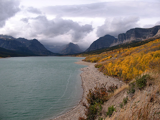 Picture of the Many Glacier Valley
