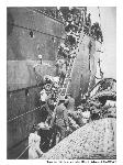 Spanish American War troops exiting ship, 1898