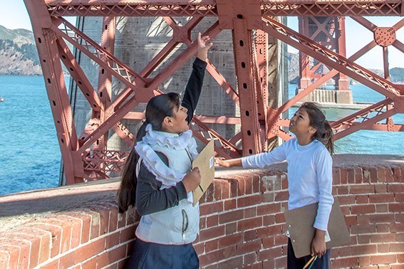 Students on barbette tier of Fort Point