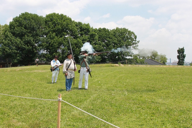 Pawling's Levies fire flintlock muskets