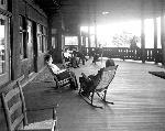 EL TOVAR HOTEL - PORCH