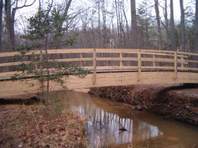 a picture of the new bridge over Still Creek on the Perimeter Trail