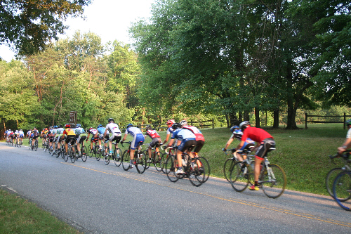 a picture of the Greenbelt Park bike races